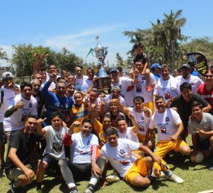 Deportivo Aquiles campeones de Liga dominical Vallarta Premier