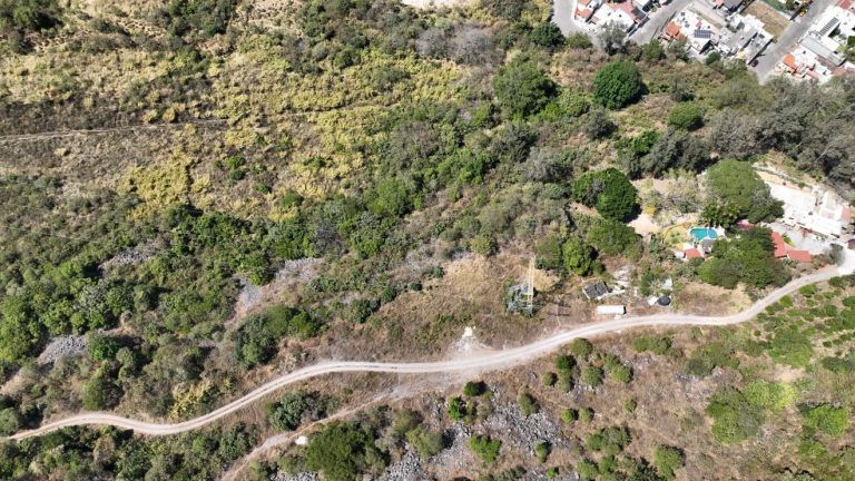 Deslave en Cerro de San Juan en Tepic, Nayarit Sin riesgo