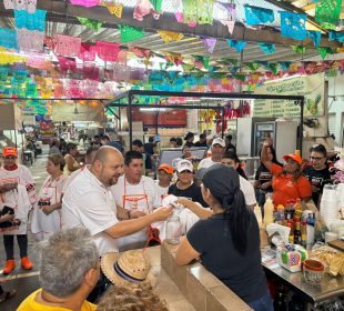 El Mochilas en Mercado Palmar de Aramara