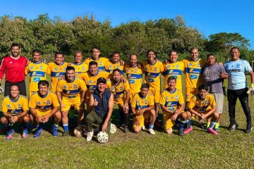 Equipo que clasificó a la final de la Liga dominical Vallarta Premier