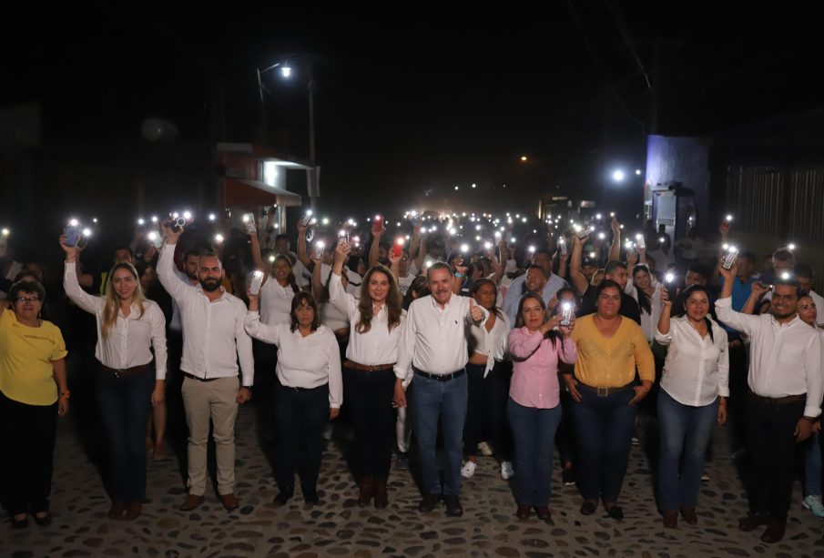 Jaime Cuevas recorriendo calles