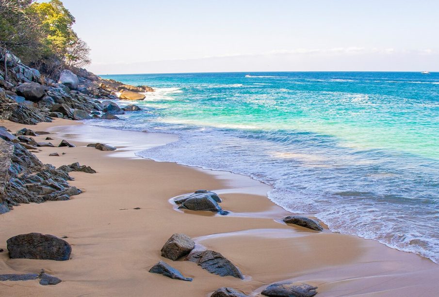 La Playa de Madagascar Un Paraíso Natural en Puerto Vallarta