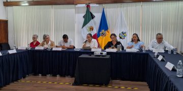 Regidores de Vallarta en sesión sin alcalde