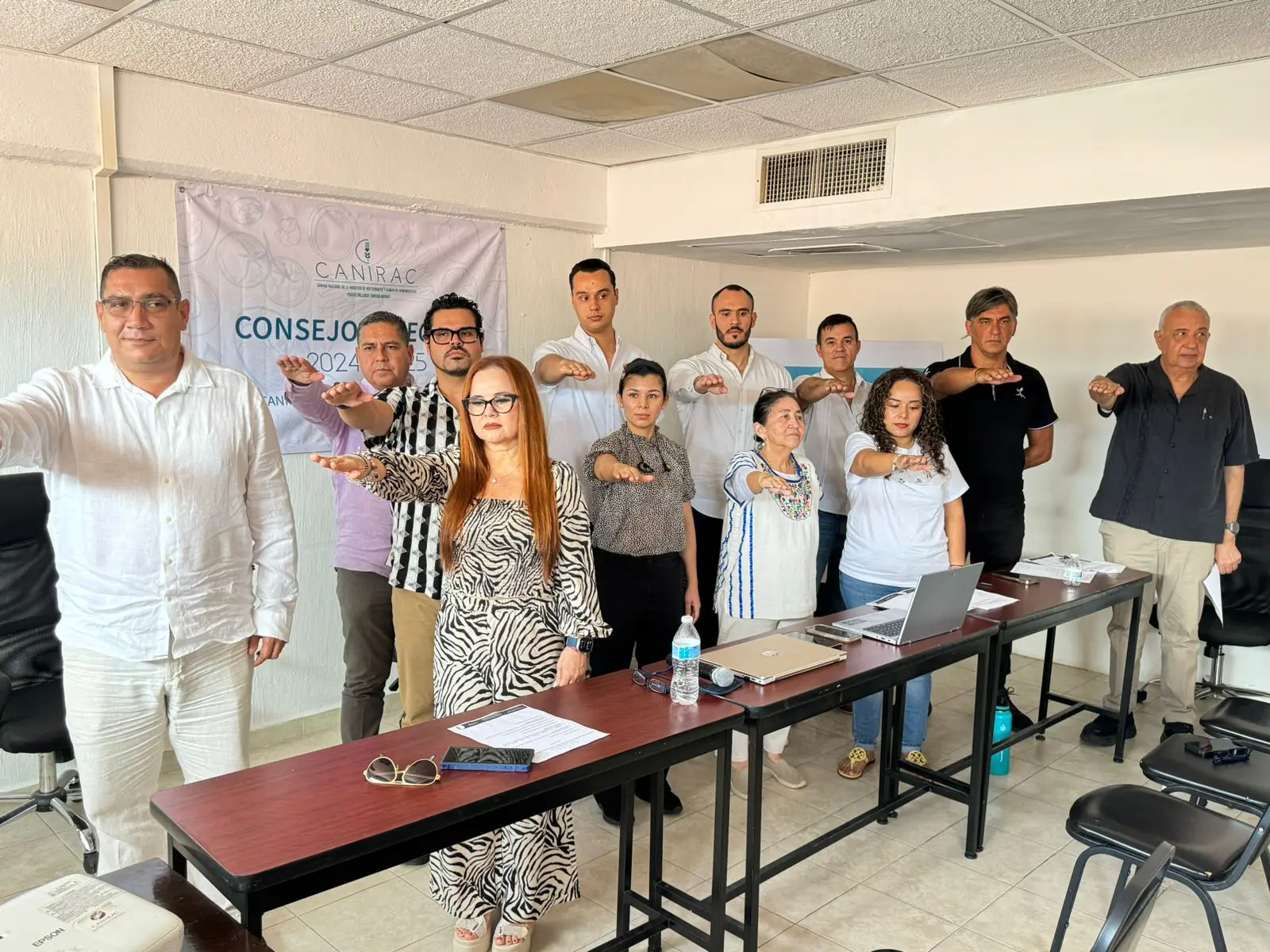 Toma de protesta en CANIRAC