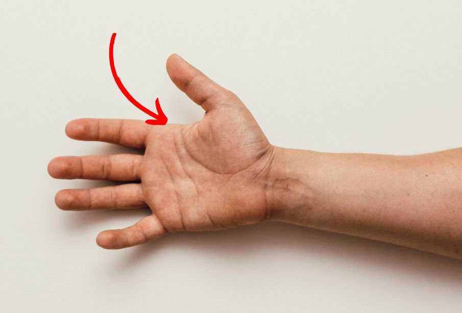 ¿Tienes una 'M' en la palma de tu mano? Te decimos su significado