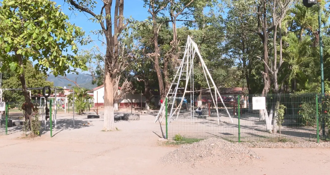 Unidad Deportiva Agustín Flores