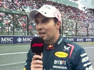 Max Verstappen se adjudica la Pole Position en Japón; Checo Pérez arrancará segundo
