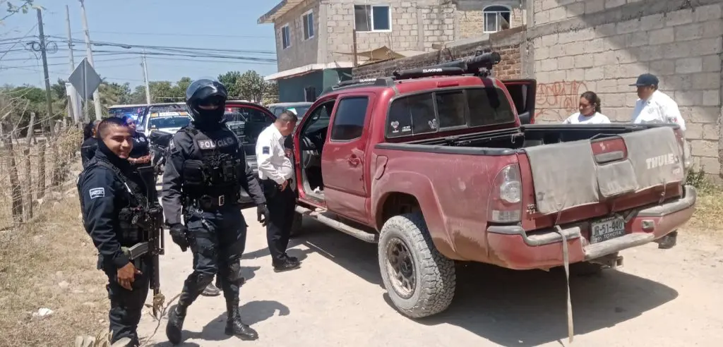Huye de operativo y genera persecución hasta delegación Ixtapa