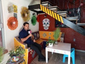 Restaurante en Vallarta enfrenta demanda de vecinos gringos que les “afecta” la música