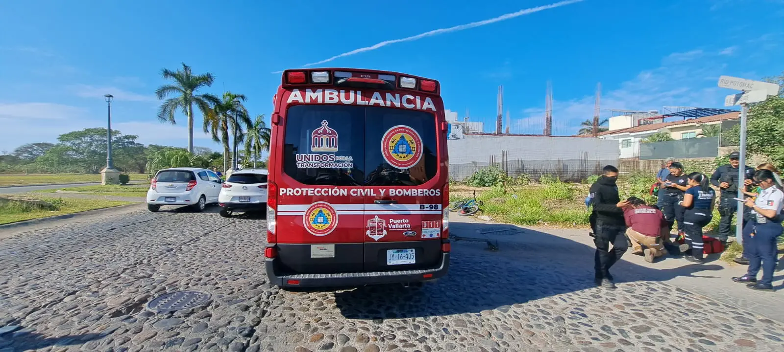 ¡Accidente! Atropellan a ciclista en Fluvial Vallarta