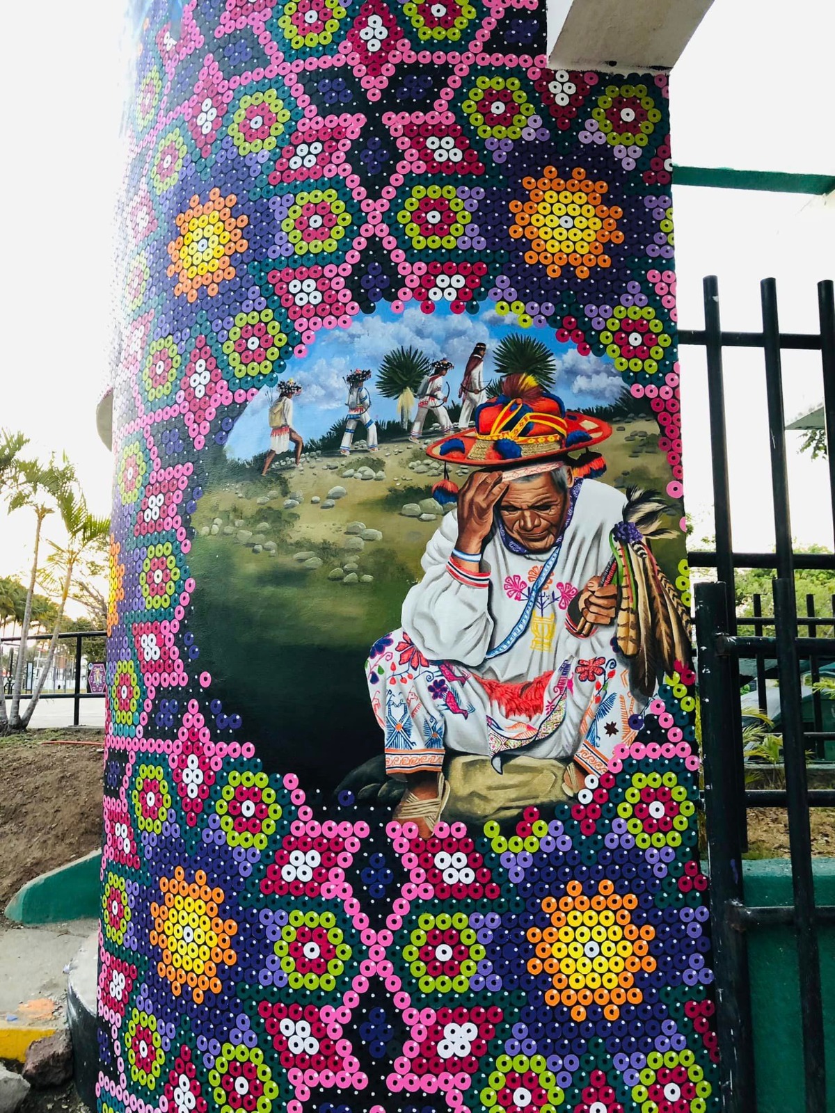 Inauguran mega mural "La Grandeza Jaguarundi" en la UTBB