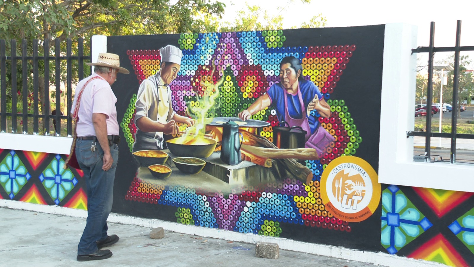 Inauguran mega mural "La Grandeza Jaguarundi" en la UTBB