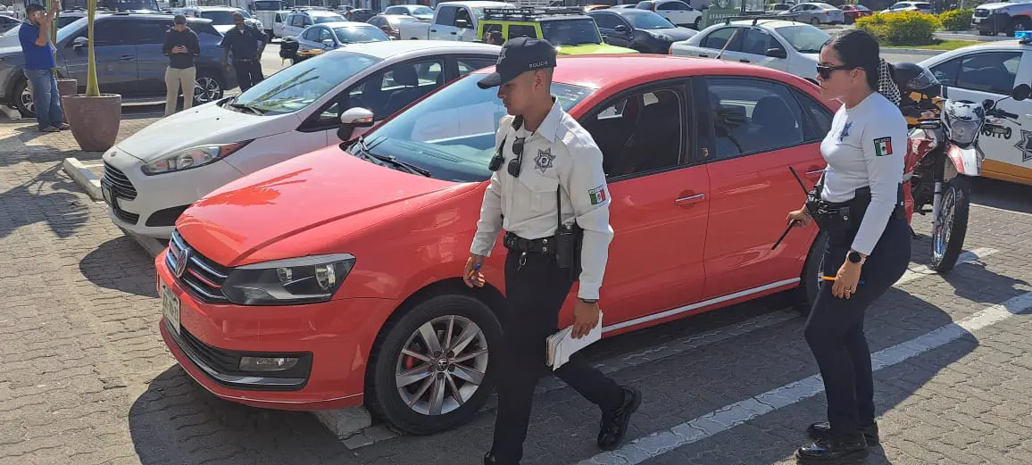 ¡Por falta de vigilancia! Atropellan a mujer en la Carretera Federal 200