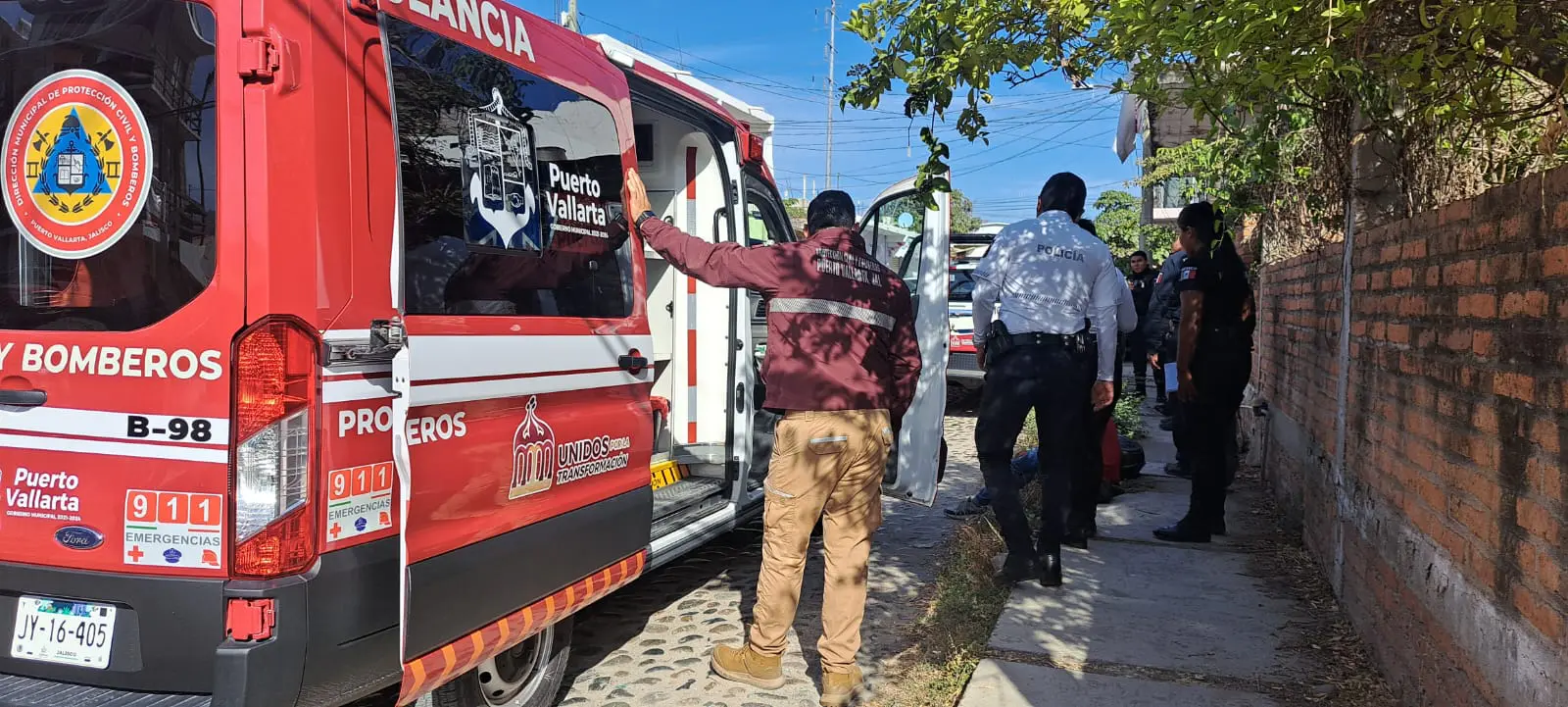 Motociclista atropella a policía en Puerto Vallarta