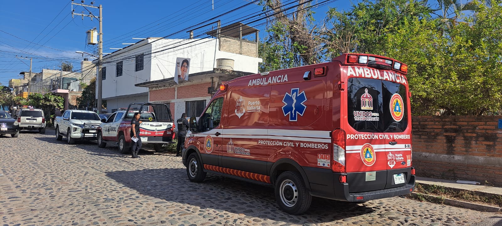 Motociclista atropella a policía en Puerto Vallarta