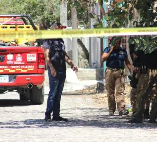 Policías atienden llamado en Ex Haciendas El Pitillal