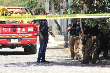 Policías atienden llamado en Ex Haciendas El Pitillal