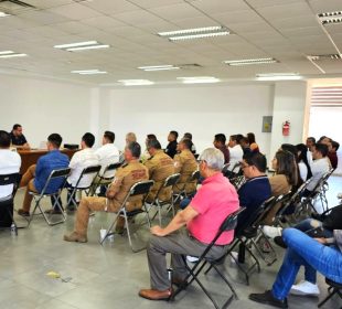 Funcionarios de Vallarta en capacitación