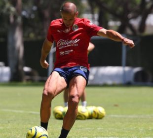 Chicharito Hernández