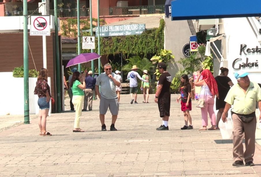 Recomienda sector salud a vallartenses protegerse del calor