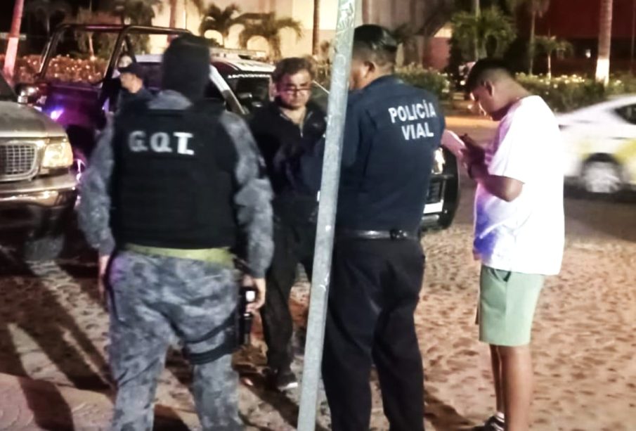 Policías hacen operativo en Grupo Táctico