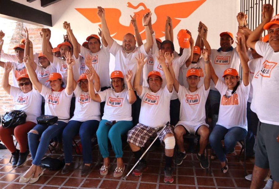 Líderes se unen al Movimiento Naranja con Mochilas