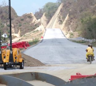 Construcción del libramiento carretero a Vallarta