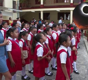 Habrá clases en Jalisco durante Eclipse Solar; en Nayarit volverán hasta el martes