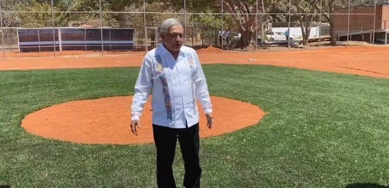 Acaba sexenio de AMLO, no avanzó estadio béisbol Sayulita