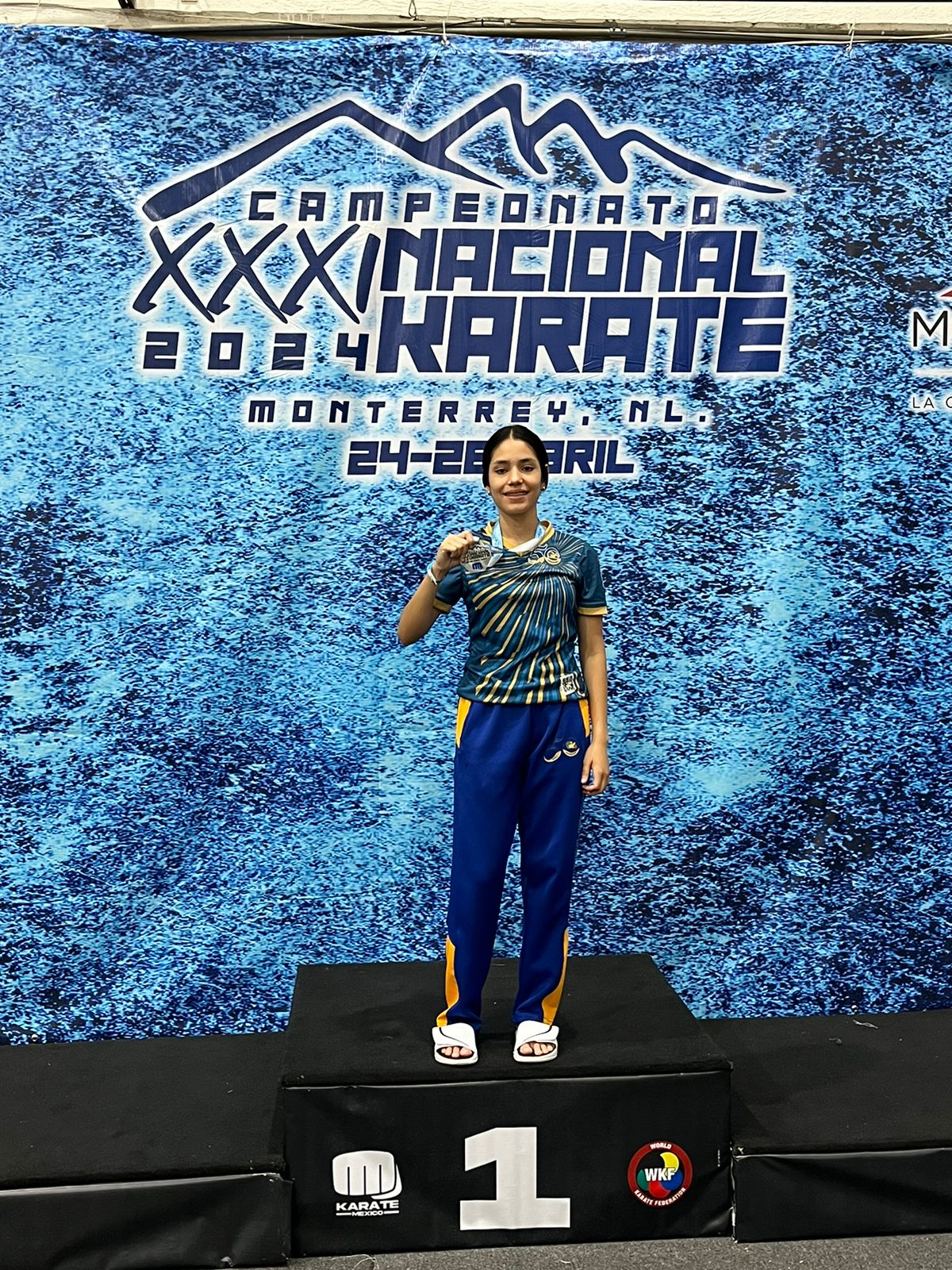 Adriana Mariscal García, subcampeona de karate