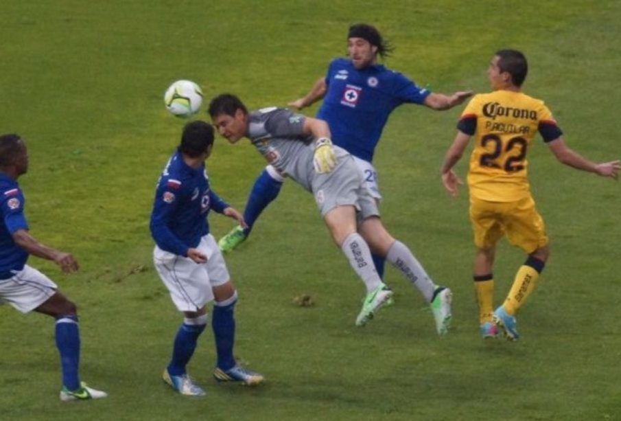 América vs Cruz Azul, el día que Moisés Muñoz se vistió de héroe