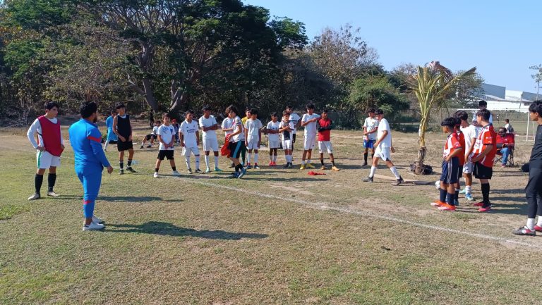 Chivas haciendo visorías en Bahía