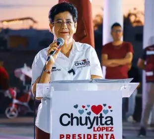 Chuyita López