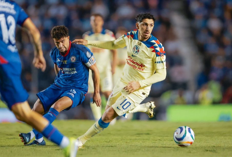 Cruz Azul y América empatan en la gran final de ida