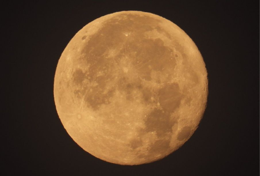 (FOTOS) La Luna de Flores ilumina el cielo de México; así se vio este espectáculo natural