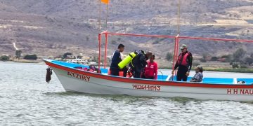 Rescataron cuerpo de hombre desaparecido en laguna de Cajititlán