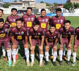 Selección Varonil de Puerto Vallarta participando en Copa Jalisco