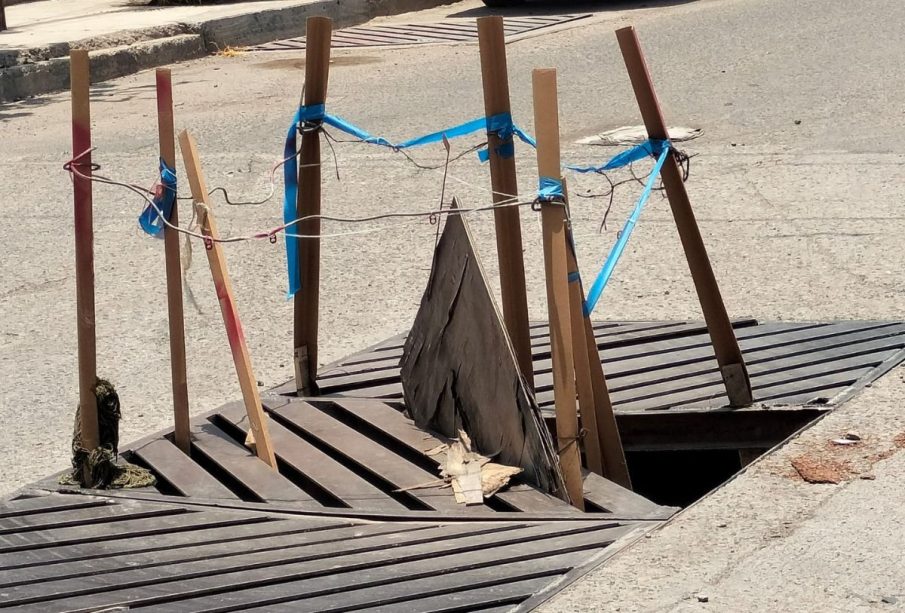 Tablas de madera en Boca de tormenta