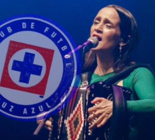 ¿'Andar conmigo' de Julieta Venegas, el nuevo "himno" del Cruz Azul?