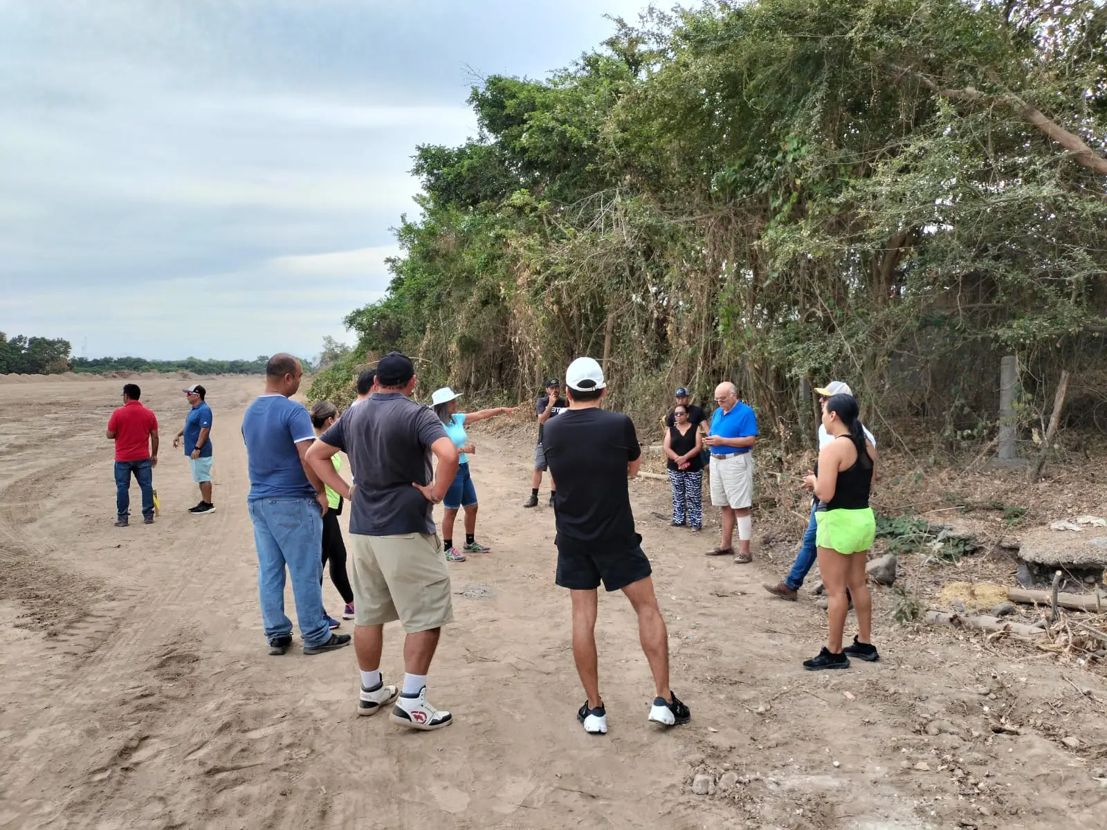 Exigen vecinos socializar obras de entronque a la vía corta Guadalajara - Vallarta