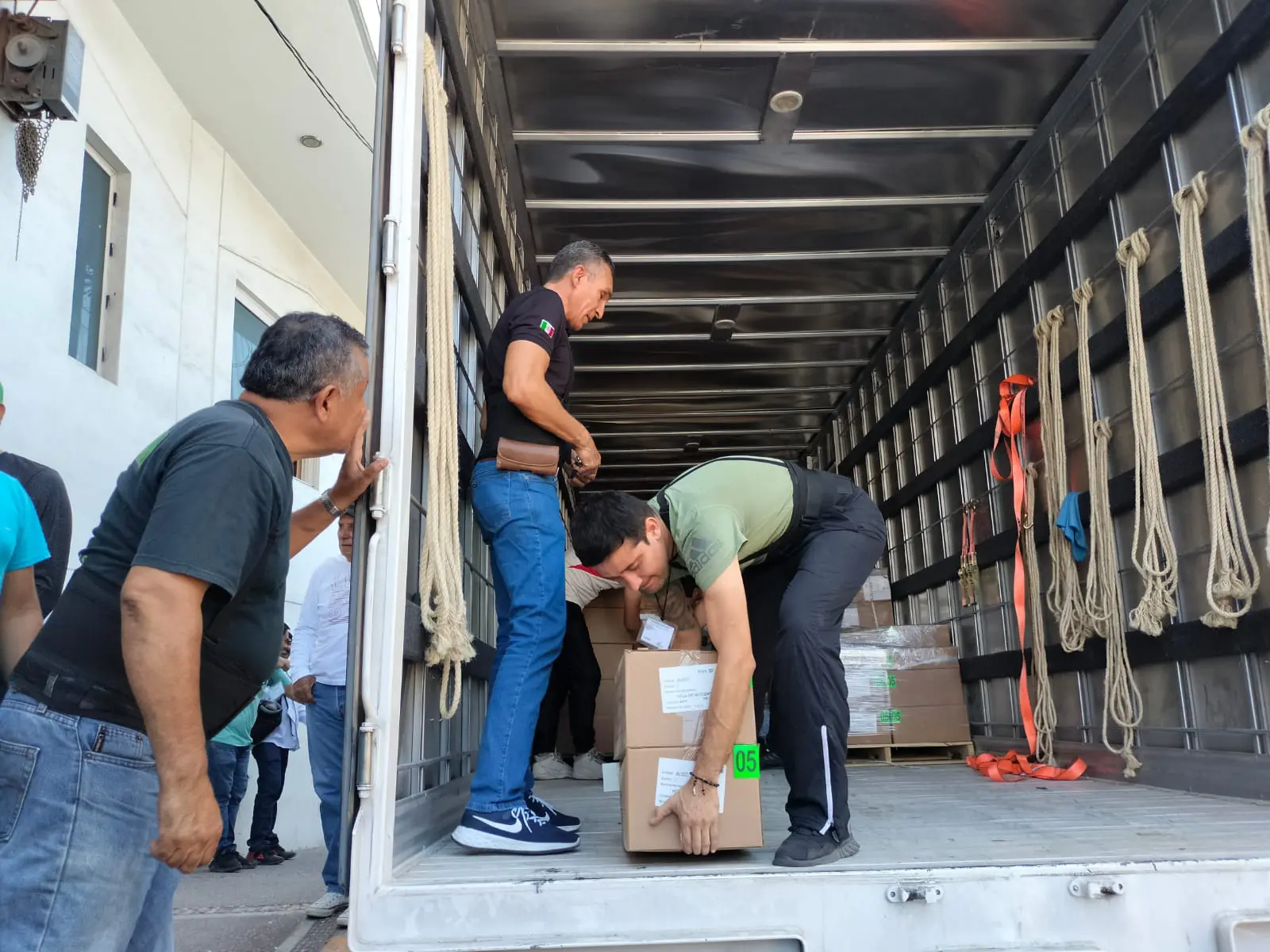 Llegan a Vallarta las boletas electorales para el 2 de junio