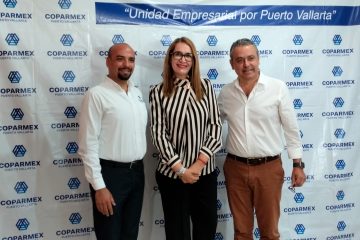 Margarita Quintero y Gerardo López presentan sus propuestas a Coparmex Vallarta