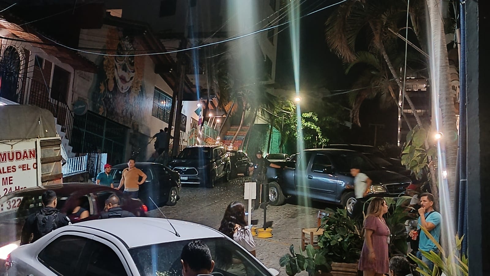 Embargan y cierran hotel Mercurio, en víspera del “Pride Vallarta” Orgullo Gay