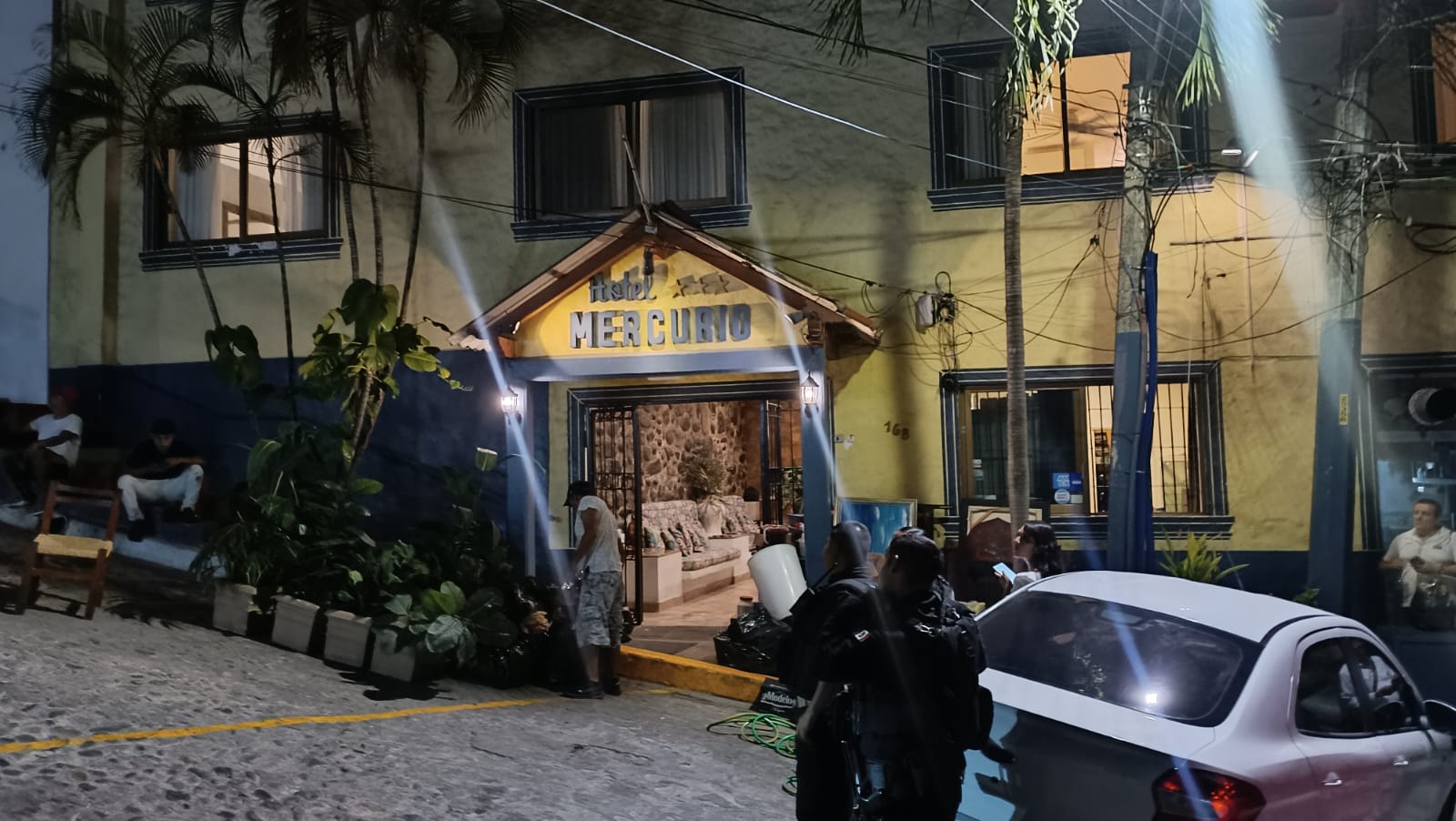 Embargan y cierran hotel Mercurio, en víspera del “Pride Vallarta” Orgullo Gay