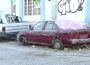 Cada día más autos abandonados en calles de la colonia 5 de Diciembre