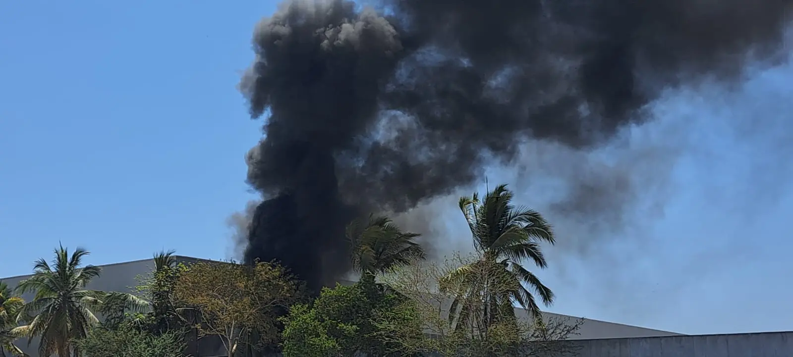 Cuantifican en 2 millones las pérdidas por incendio en empresa cervecera