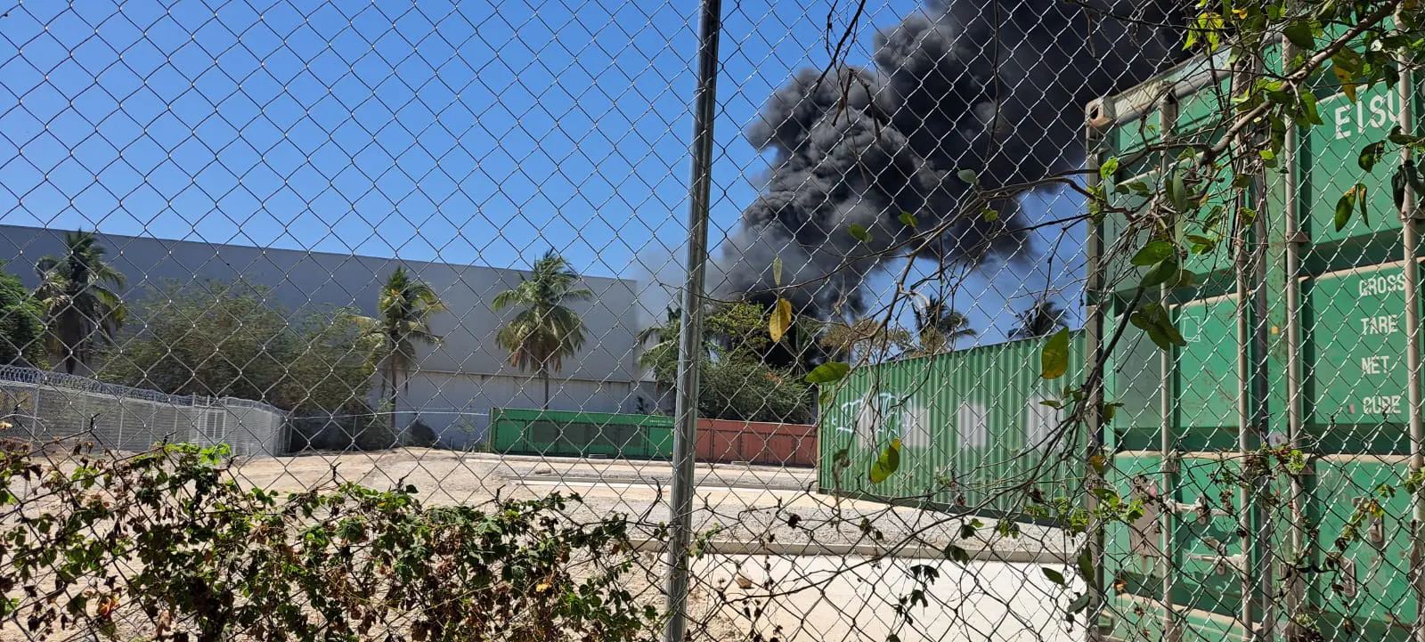Cuantifican en 2 millones las pérdidas por incendio en empresa cervecera
