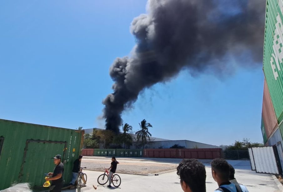 Cuantifican en 2 millones las pérdidas por incendio en empresa cervecera