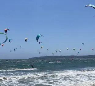 Bahía de Banderas recibe a los mejores del kiteboarding
