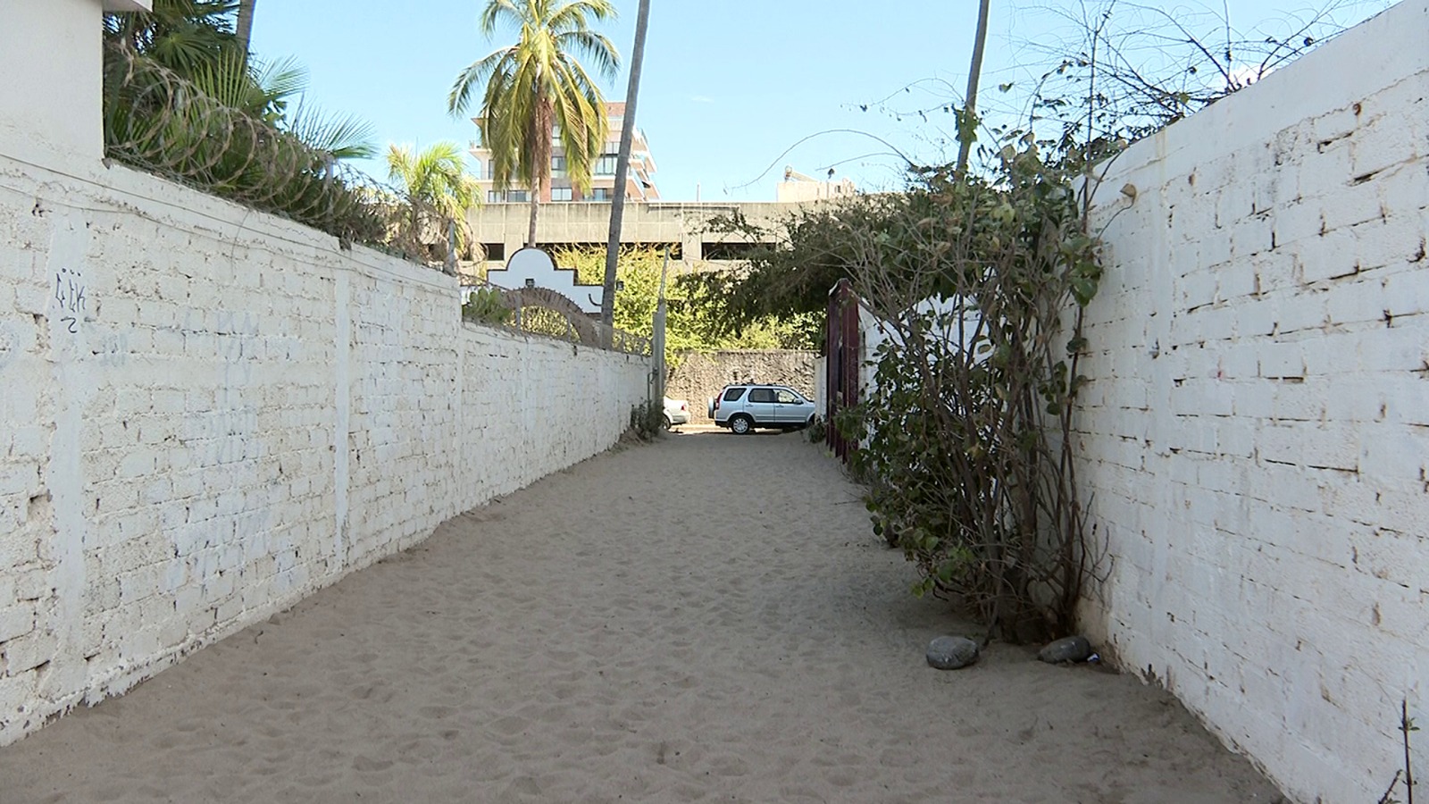 Al menos 16 accesos a playas de Vallarta necesitan rehabilitación urgente